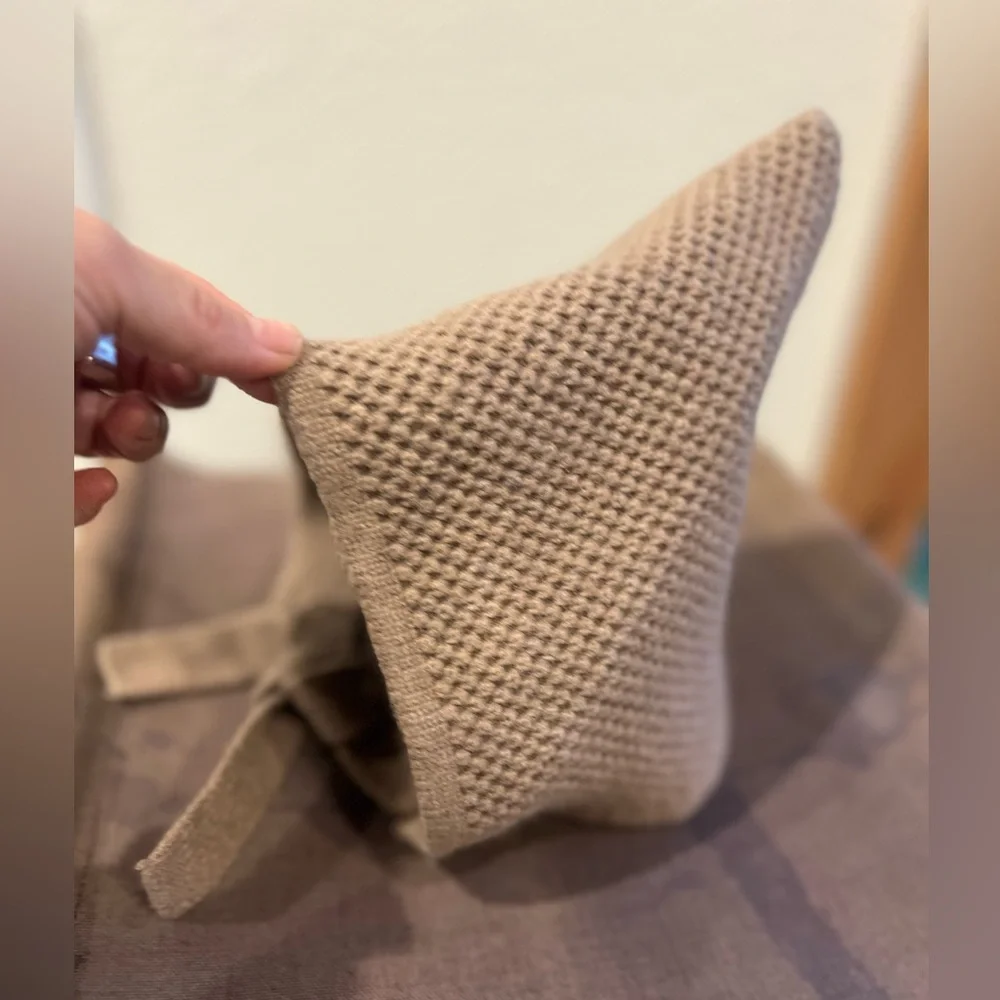 Hand Knit Pixie Bonnet Youth Unisex 6–8 | Neutral Beige Nordic Cottagecore